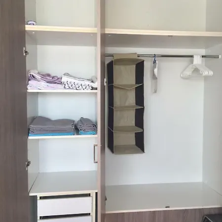Apartment Begonia 105 *